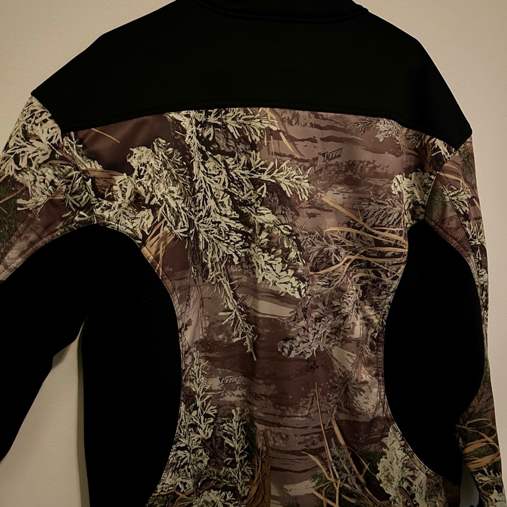 Men's Camouflage Jacket - Picture 5 of 5